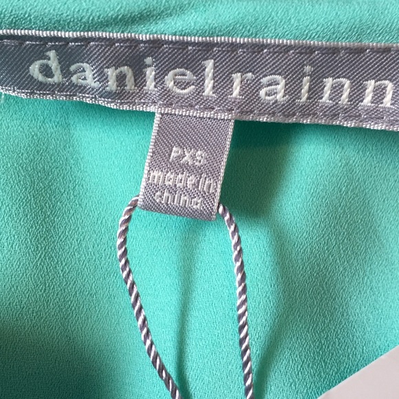 Double layer mint green new tank top - Picture 3 of 7